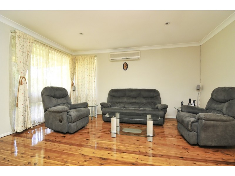 38 Vianney Crescent, Toongabbie NSW 2146