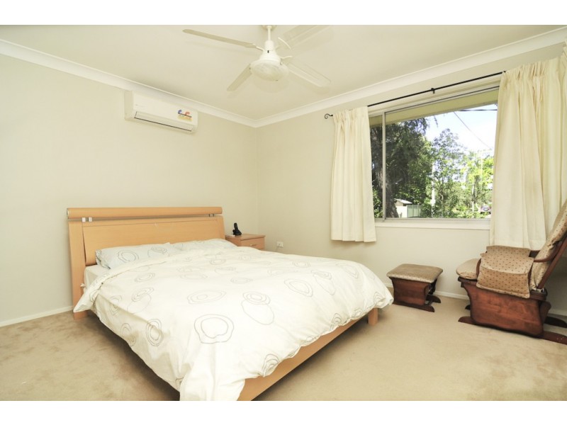 38 Vianney Crescent, Toongabbie NSW 2146