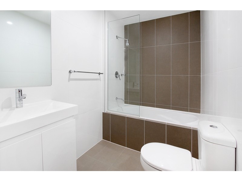 15/8-12 Linden Street, Toongabbie NSW 2146