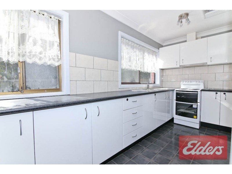 28 Lamonerie Street, Toongabbie NSW 2146