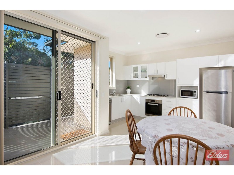 6/217 Targo Road, Girraween NSW 2145