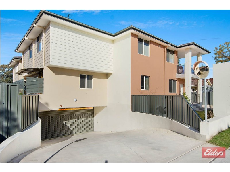6/217 Targo Road, Girraween NSW 2145
