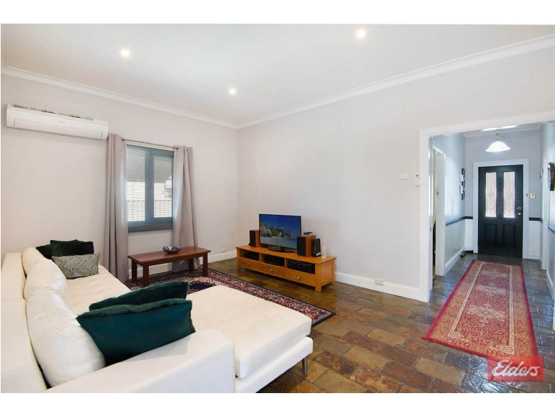 12a Barangaroo Road, Toongabbie NSW 2146