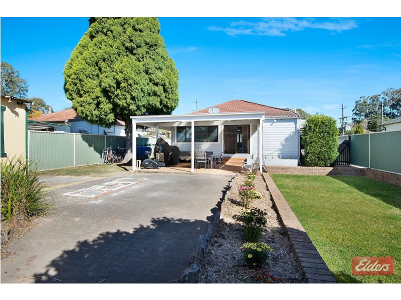 12a Barangaroo Road, Toongabbie NSW 2146