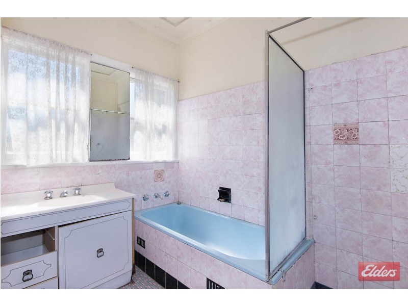 2 Premier Street, Toongabbie NSW 2146