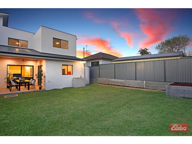 18 Scott Street, Toongabbie NSW 2146