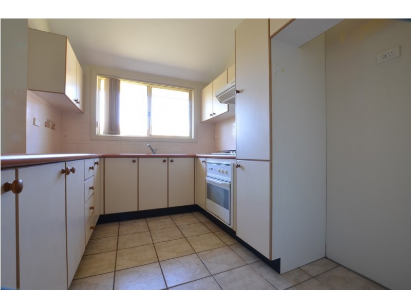 1/39A Burrabogee Road, Pendle Hill NSW 2145