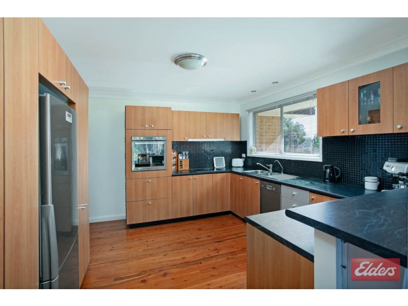 34 Oakwood Road, Toongabbie NSW 2146