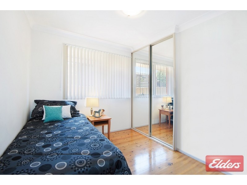 24 Orleans Crescent, Toongabbie NSW 2146