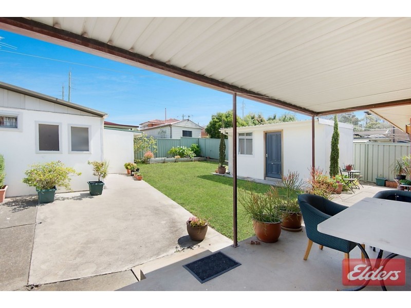 24 Orleans Crescent, Toongabbie NSW 2146