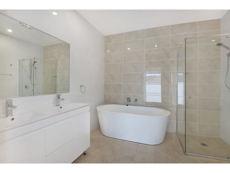 4A Knox Street, Pendle Hill NSW 2145