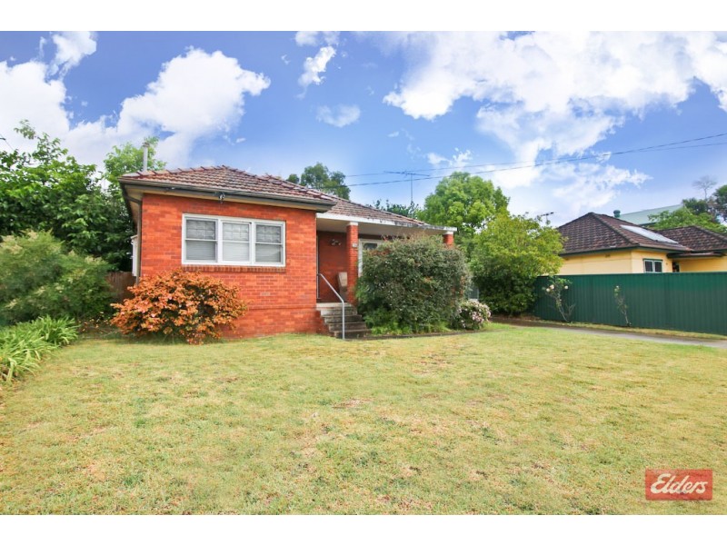 41 Barangaroo Road, Toongabbie NSW 2146