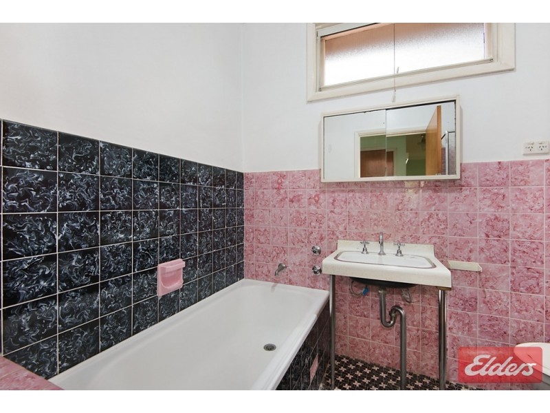 27 Bryson Street, Toongabbie NSW 2146