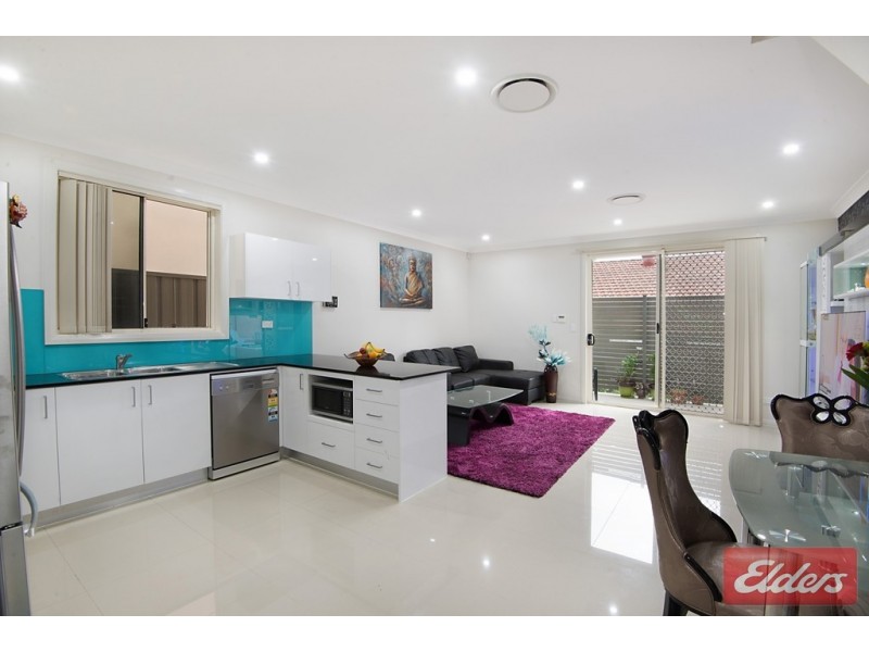 3/217 Targo Road, Girraween NSW 2145