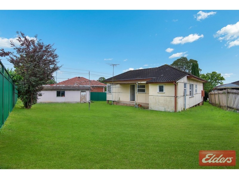 2 Bryson Street, Toongabbie NSW 2146