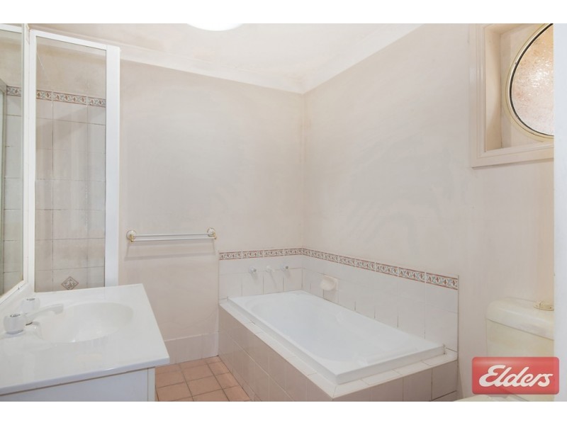 5/26 Carinya Road, Girraween NSW 2145