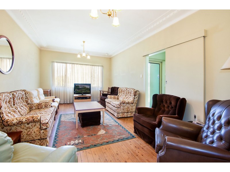 55 Metella Road, Toongabbie NSW 2146