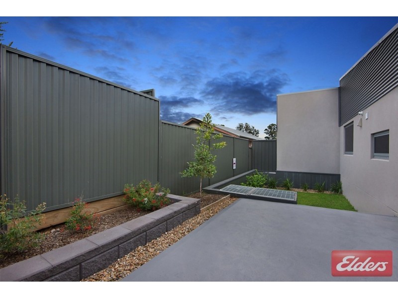 4 Boyne Avenue, Pendle Hill NSW 2145