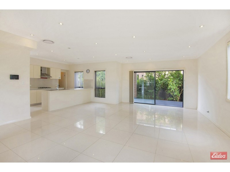 1 Reynolds Street, Old Toongabbie NSW 2146