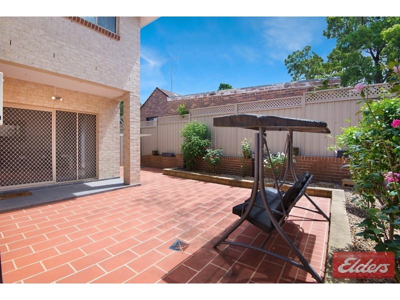 2/29 Marcia Street, Toongabbie NSW 2146