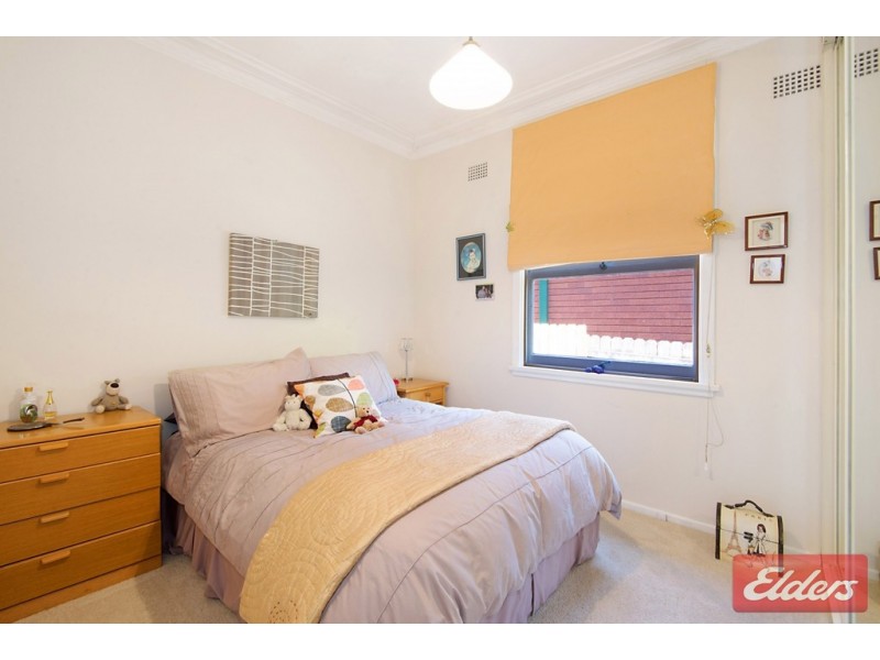 17 Favell Street, Toongabbie NSW 2146
