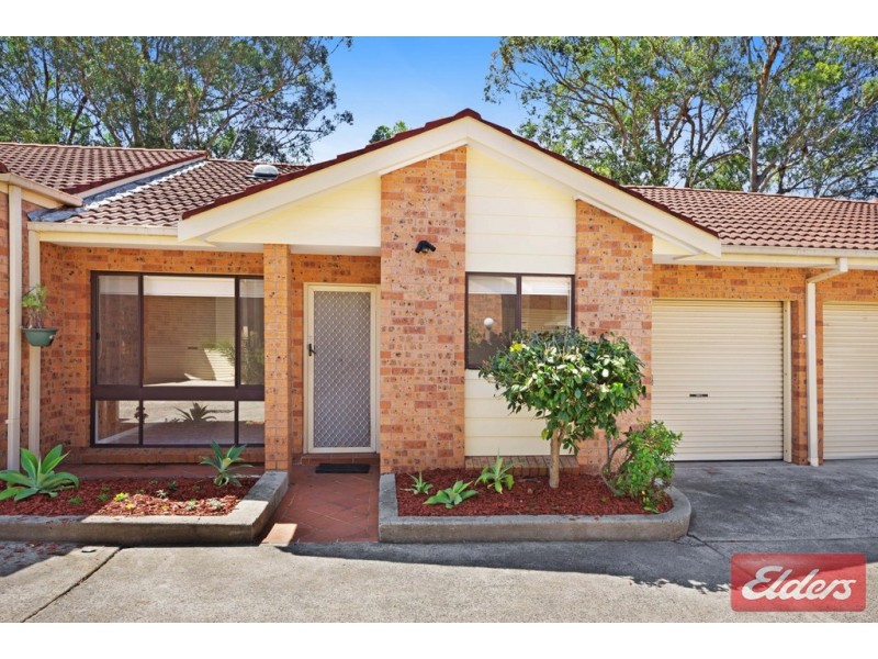 4/39 Woodlawn Drive, Toongabbie NSW 2146