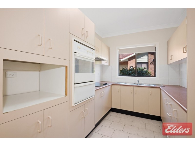 4/39 Woodlawn Drive, Toongabbie NSW 2146