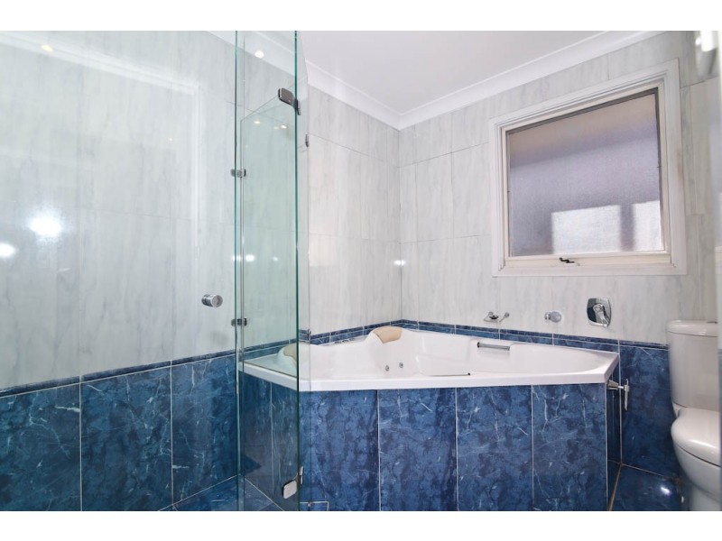 292 Old Windsor Road, Old Toongabbie NSW 2146