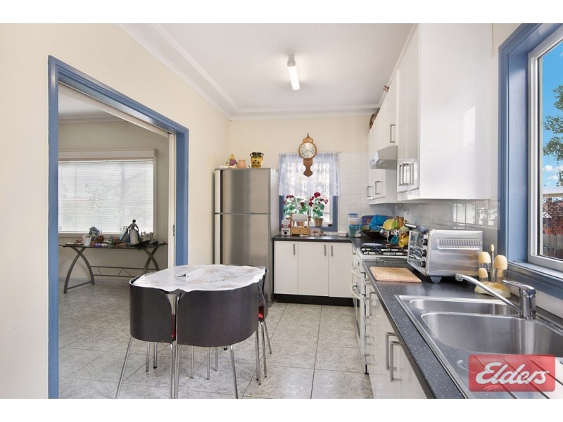 5 Birtles Avenue, Pendle Hill NSW 2145