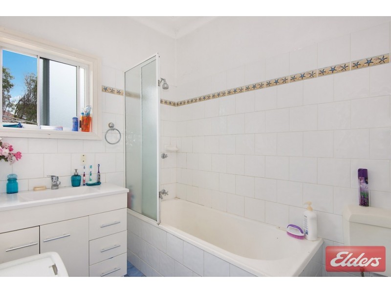 5 Birtles Avenue, Pendle Hill NSW 2145