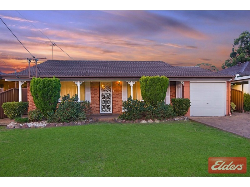 17 Tucks Road, Toongabbie NSW 2146