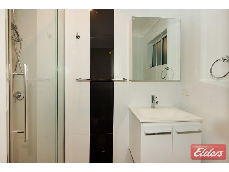 17 Tucks Road, Toongabbie NSW 2146