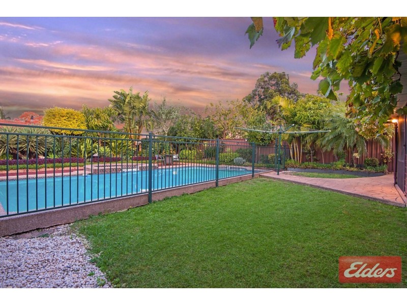 17 Tucks Road, Toongabbie NSW 2146