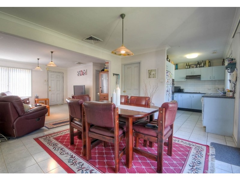 2/46 Reynolds Street, Toongabbie NSW 2146