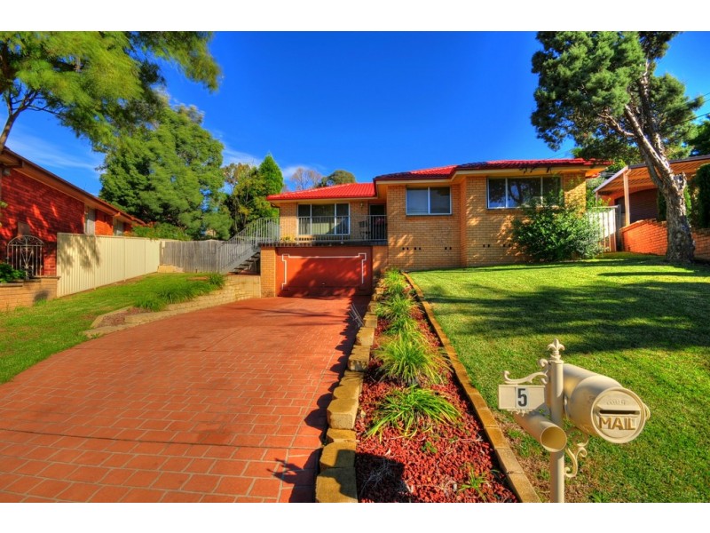 5 Namoi Place, Toongabbie NSW 2146