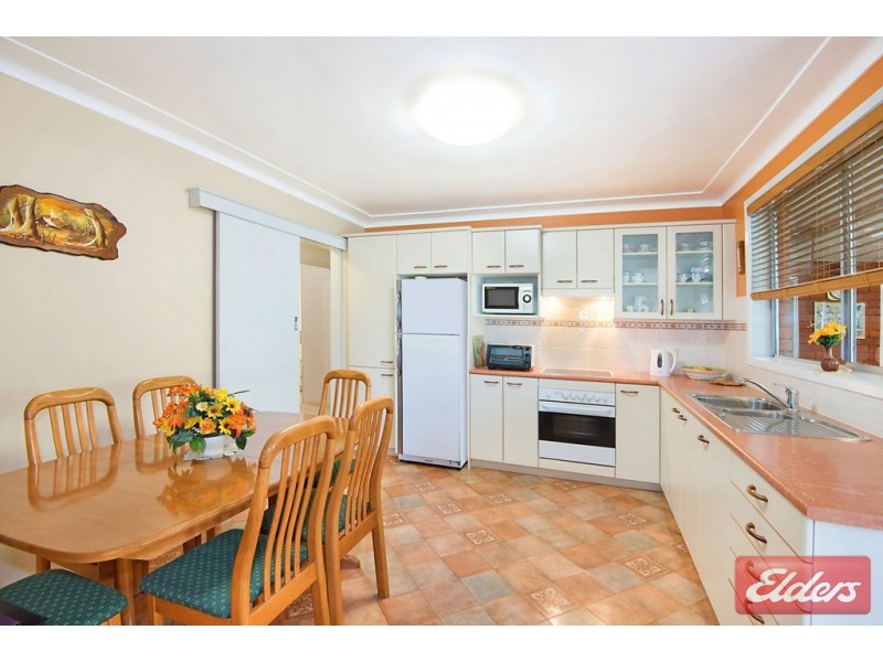 18 Favell Street, Toongabbie NSW 2146