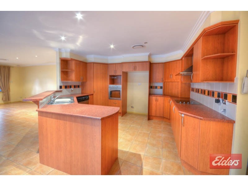 32A Portico Parade, Toongabbie NSW 2146