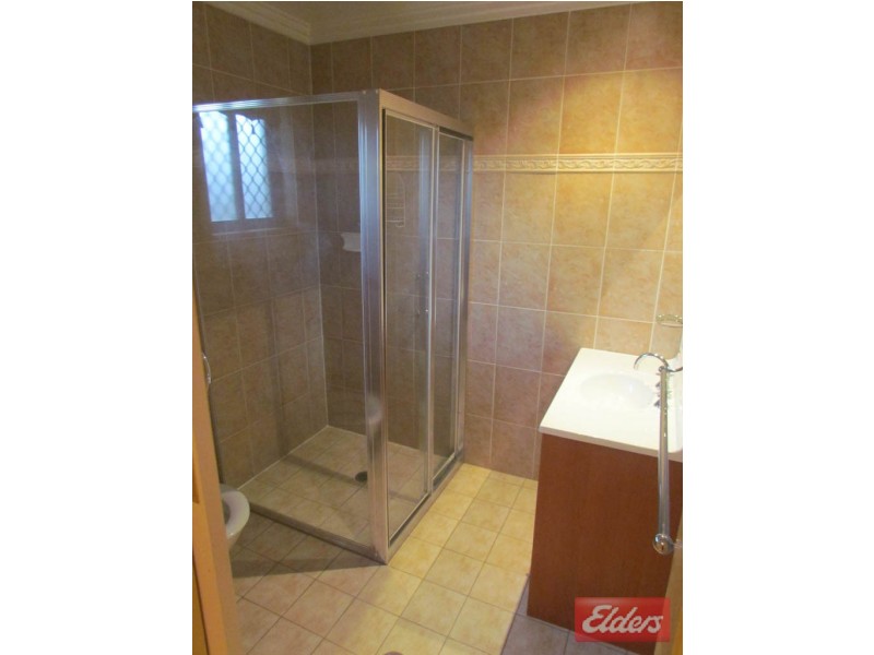 32A Portico Parade, Toongabbie NSW 2146