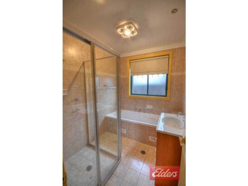 32A Portico Parade, Toongabbie NSW 2146