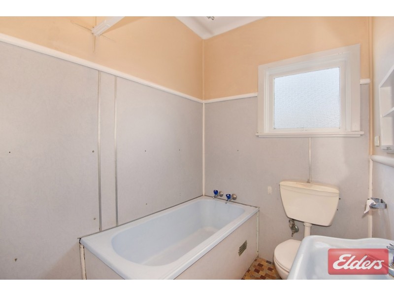 38 Scott Street, Toongabbie NSW 2146