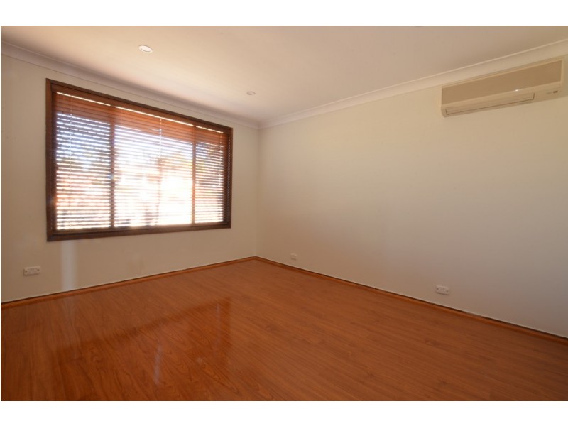 24 Winnipeg Street, Seven Hills NSW 2147