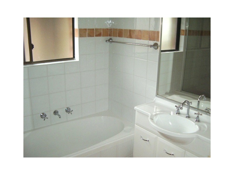 27/227-231 Targo Road, Girraween NSW 2145