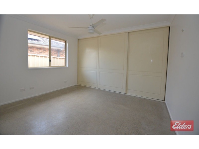 11 Kiber Drive, Glenmore Park NSW 2745