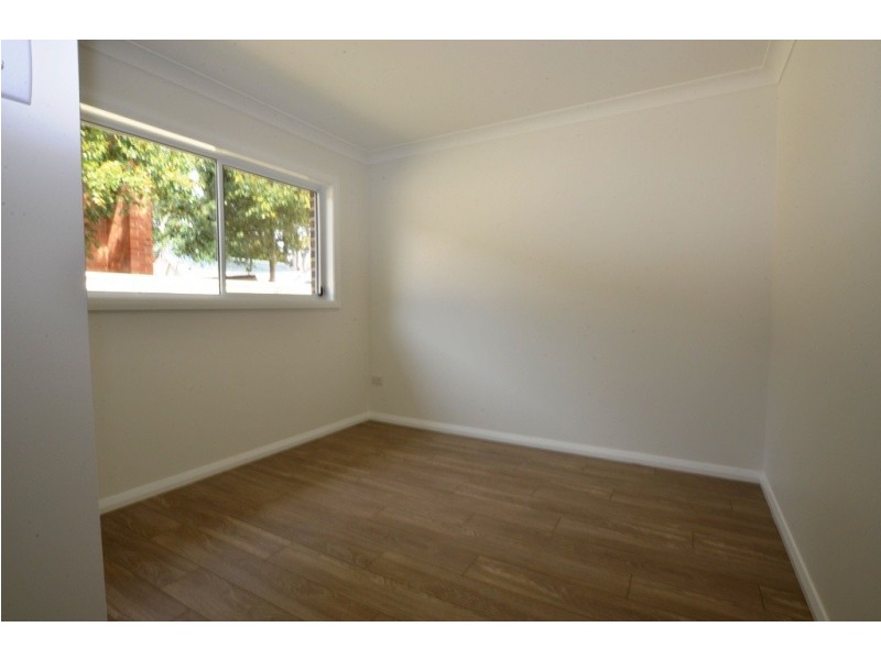 30a Derbyshire Avenue, Toongabbie NSW 2146