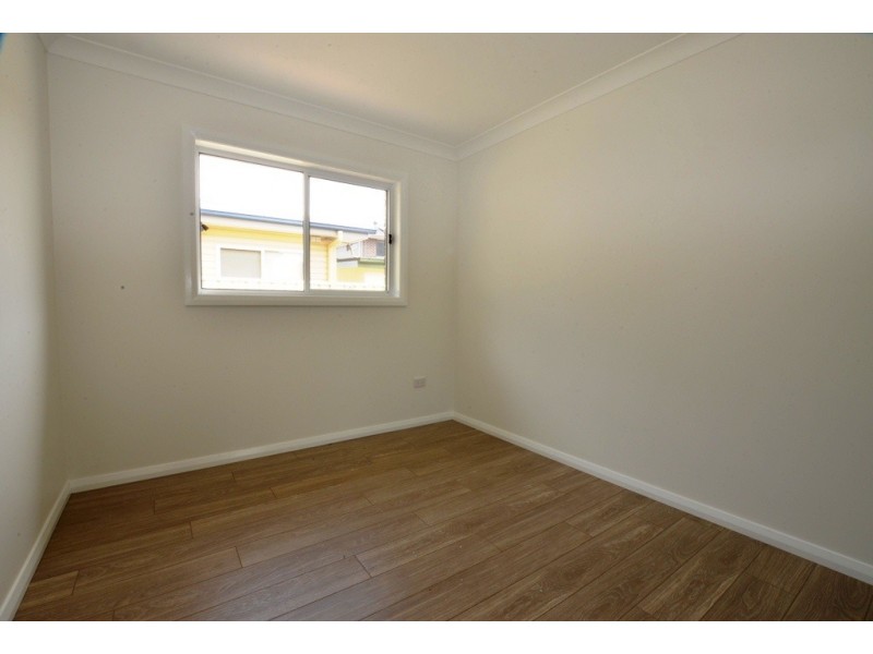 30a Derbyshire Avenue, Toongabbie NSW 2146