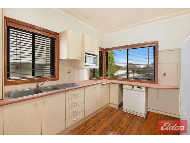 16 Scott Street, Toongabbie NSW 2146