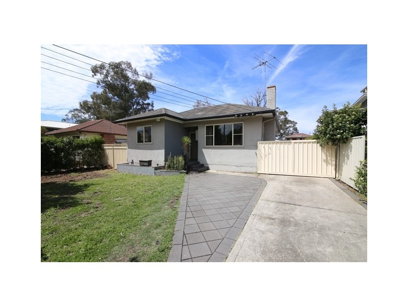 28 Eighth Avenue, Seven Hills NSW 2147