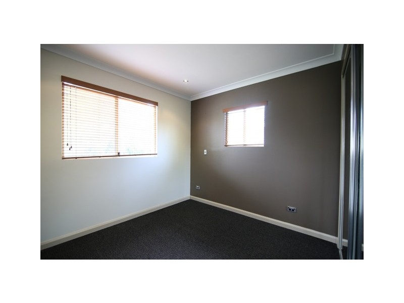 28 Eighth Avenue, Seven Hills NSW 2147