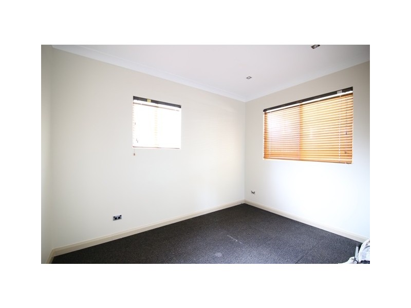 28 Eighth Avenue, Seven Hills NSW 2147