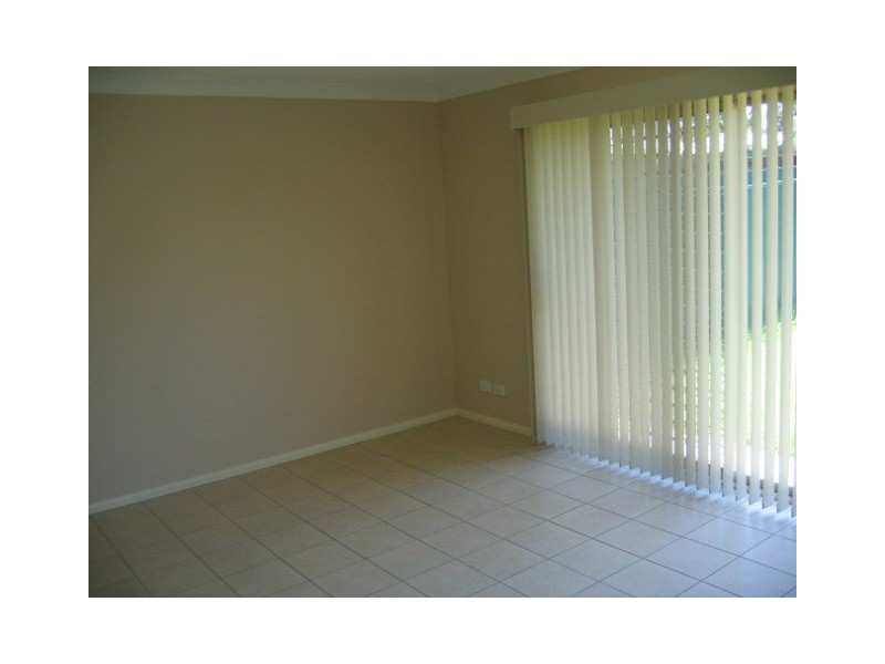 1/16 Pearce Road, Quakers Hill NSW 2763